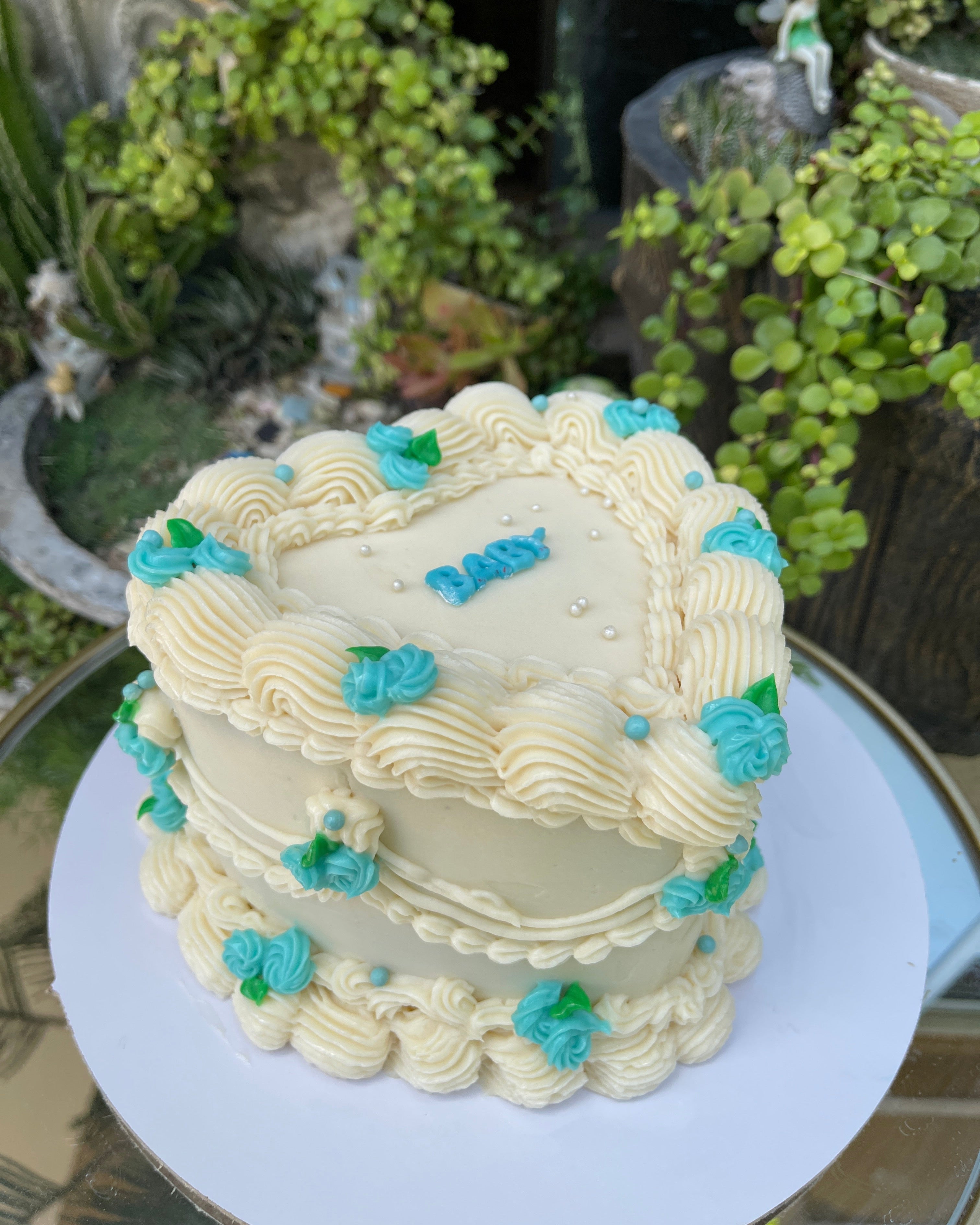 Golden Glow Garden Cake