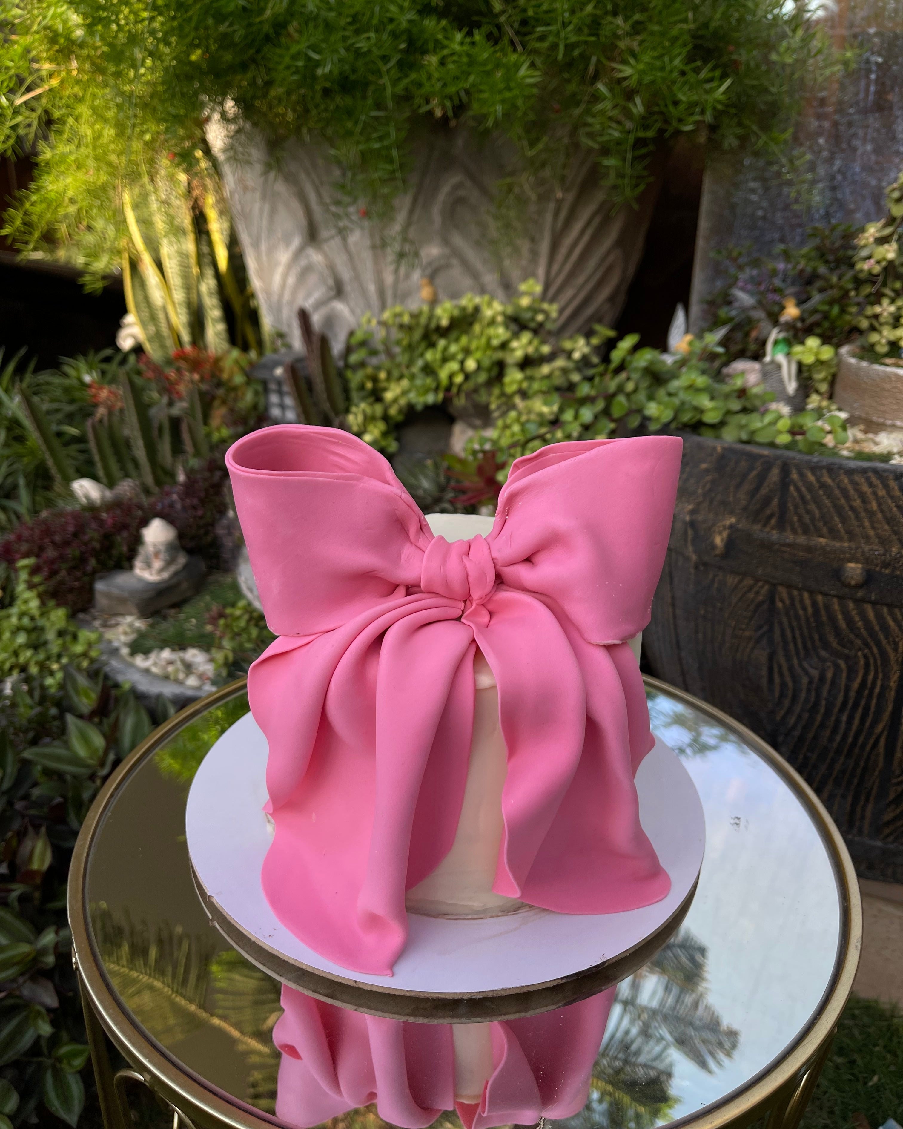 Pretty in Pink Bow Cake